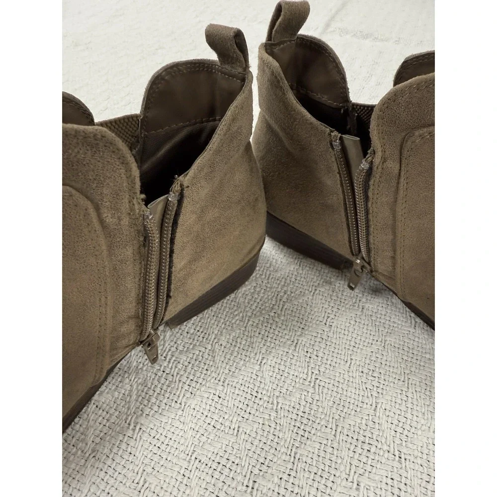 Girls MIA Brown Suede Ankle Dress Boots Size 5 Booties Low Heel Zip Up